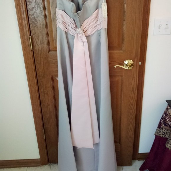 📚 Vintage 90's/Y2K Satin Bridesmaid Gown NWT - Picture 5 of 6